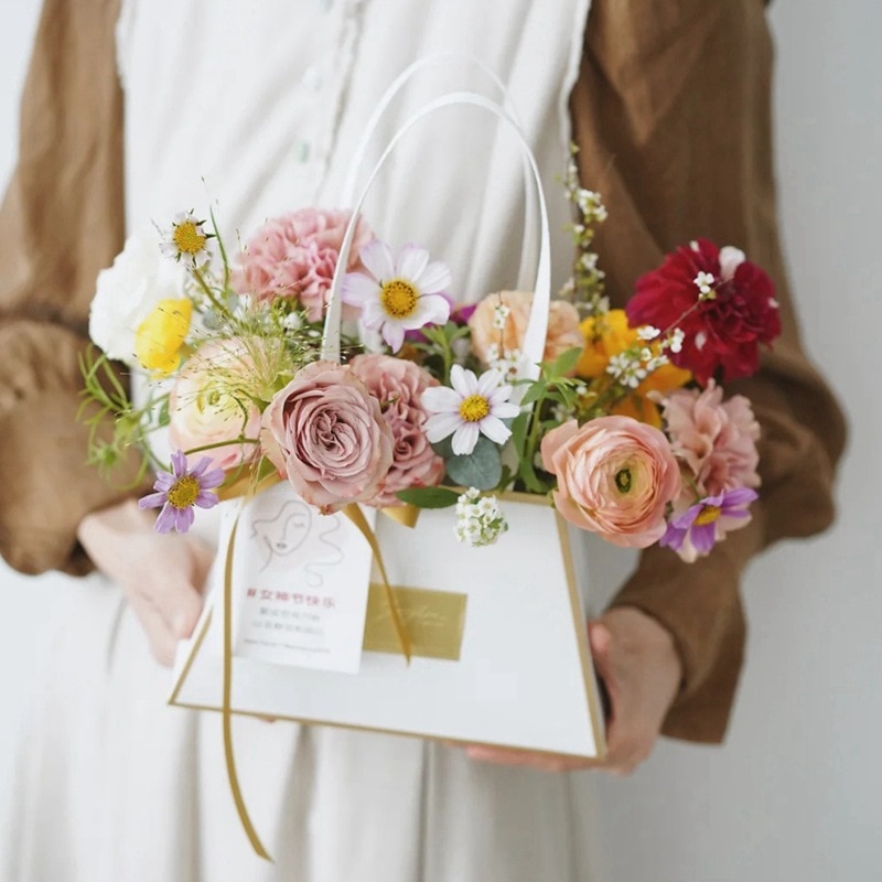 10/20個入り DIYフラワーギフトボックス 台形ハンドバ - Florist Supply House のレビューと価格