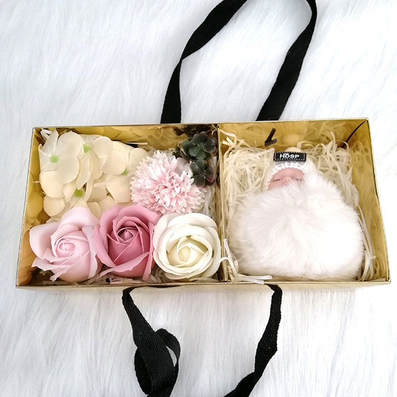 バラの形をした折りたたみ式の長方形のギフトボックス,バラの花 - Florist Supply House のレビューと価格